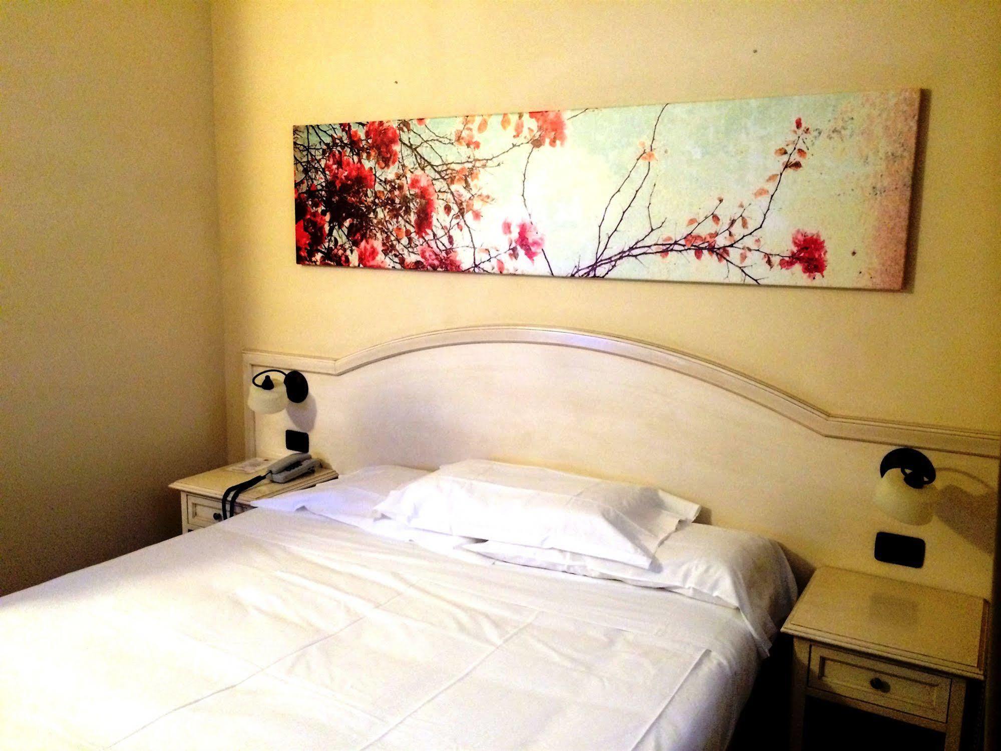 Hotel Sextum Bientina Eksteriør bilde